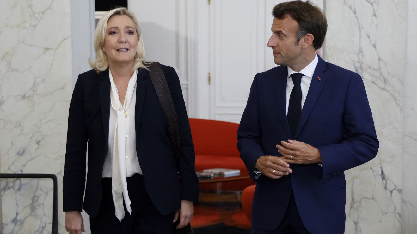 Macron officials hold secret talks with neo-fascists amid French government crisis