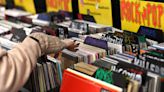 Vinyl records outsold CDs for the second year running