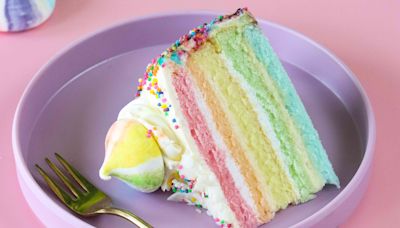 The Easiest Ways to Cut and Serve Cake