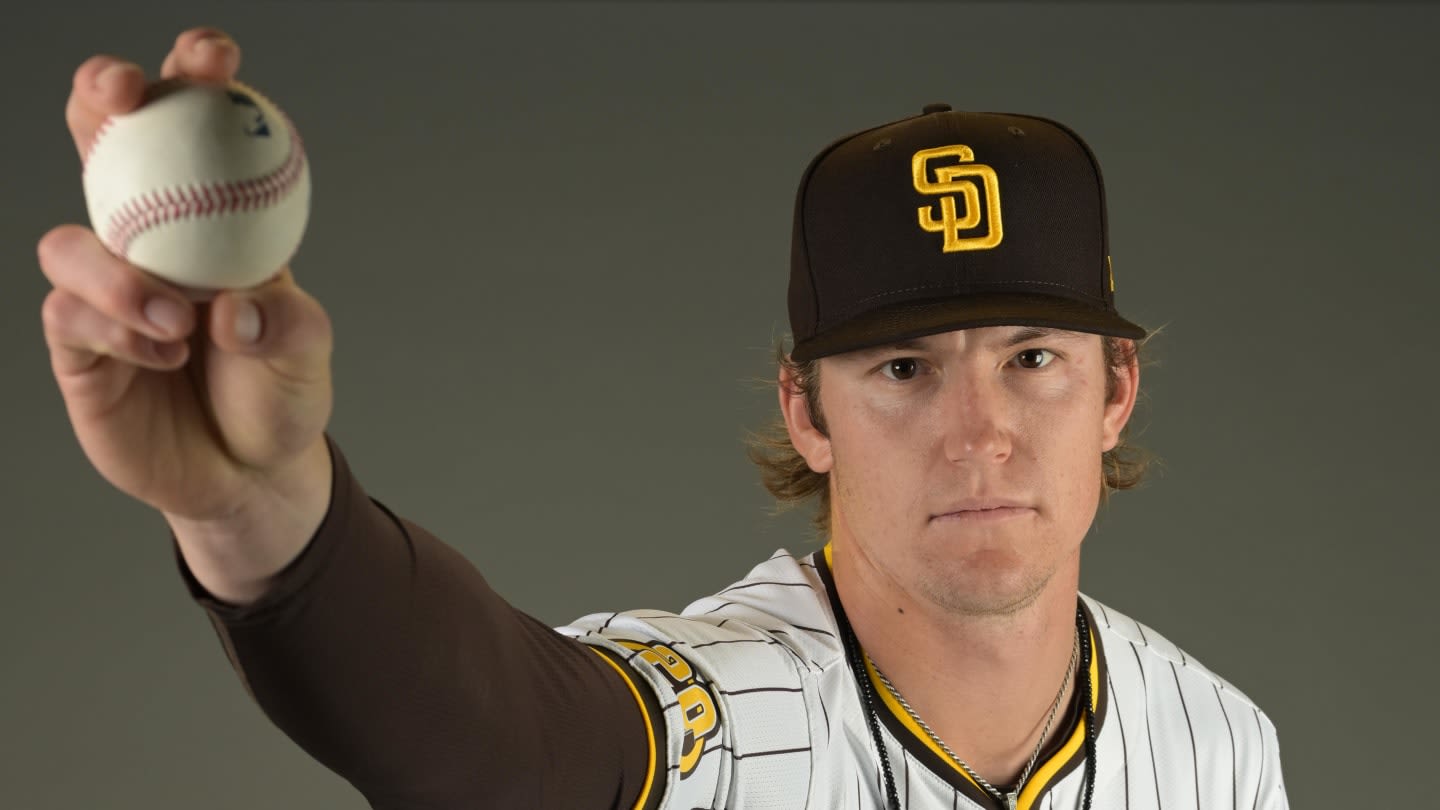 Report: Padres to Promote Flamethrowing Pitcher From Triple-A