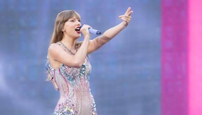Taylor Swift: Im Hamburger Regen begrüßt sie einen prominenten Fan