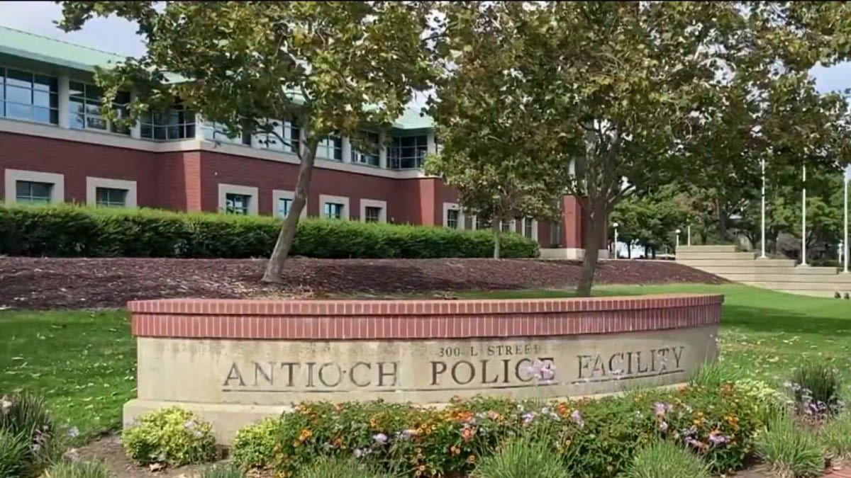 6 California police officers face prison after paying someone to take college courses for them