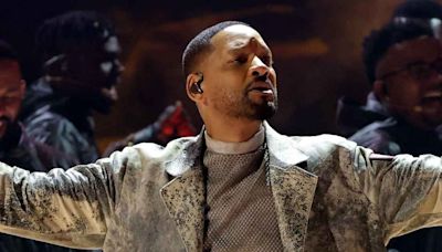 Will Smith Returns to the Stage With New Song—and Fans Have a Lot of Thoughts About His Performance