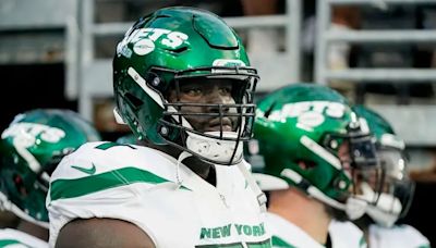Mekhi Becton, once resistant to move on from left tackle, is embracing a versatile role with Eagles