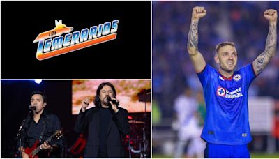 Los Temerarios muestran su apoyo a Cruz Azul en pleno concierto