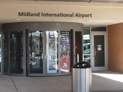 Small plane crashes at Midland International Air & Space Port; no injuries reported