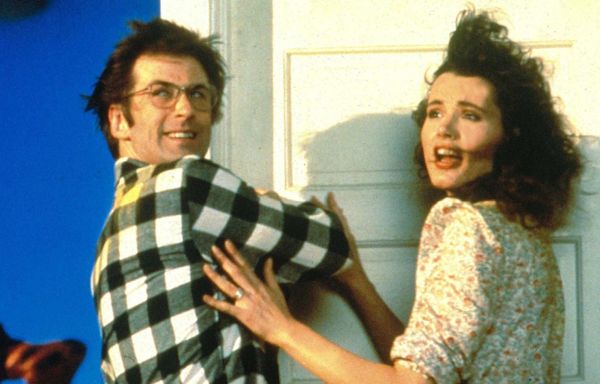 Tim Burton on Why Alec Baldwin, Geena Davis Aren't in Beetlejuice 2