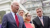 Senador demócrata busca reunir a legisladores para forzar a Joe Biden a dejar la candidatura presidencial