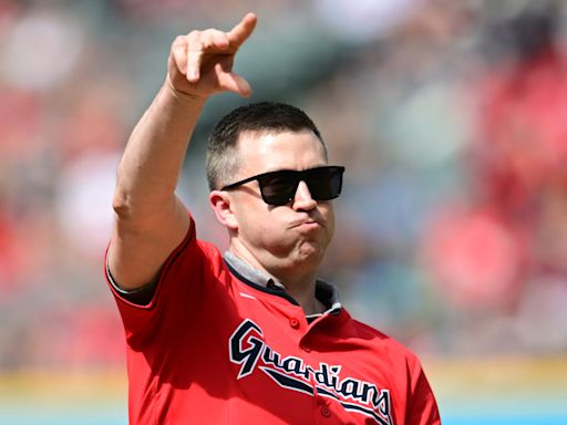 Watch: Ohio State basketball head coach Jake Diebler throws first pitch in Cleveland