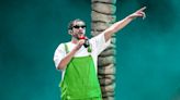 Cómo Bad Bunny montó su gira histórica por estadios de EEUU y Latinoamérica: 36 camiones, un jet de cargo y 100 toneladas de equipo