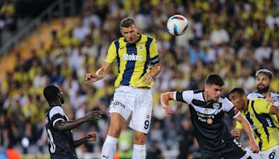 Dzeko vuelve a salvar al Fenerbahçe de Mourinho y ahora le espera el Lille