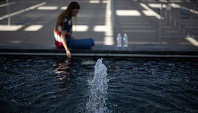 Hottest US city Phoenix smashes heat streak record