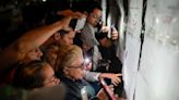 Abren las urnas y arranca la elección presidencial en Venezuela, en el mayor desafío a Maduro