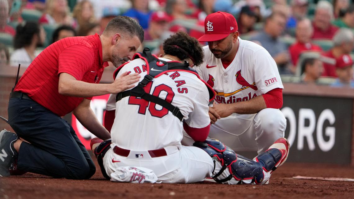 Cardinals' Willson Contreras suffers arm fracture in Tuesday night game against Mets