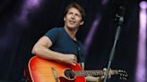 James Blunt “Humiliated” by AI Impersonation: Either It’s “Very Generic” or “My Lyrics Are Absolutely Mundane”