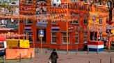 La impresionante decoración de una calle holandesa por la Eurocopa que se volvió en una tradición