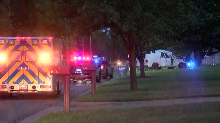 Kansas Highway Patrol chase ends in crash in north Wichita, 2 injured