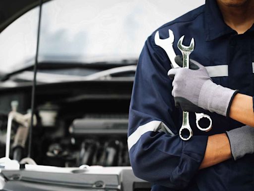 I’m a Mechanic: 4 Common Money-Related Questions People Always Ask Me