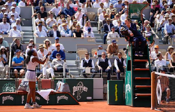 Coco Gauff loses an argument with a French Open chair umpire and wants to see replays in tennis