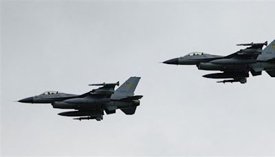 澤倫斯基宣布取得首批F-16 距烏克蘭提出需求已逾兩年