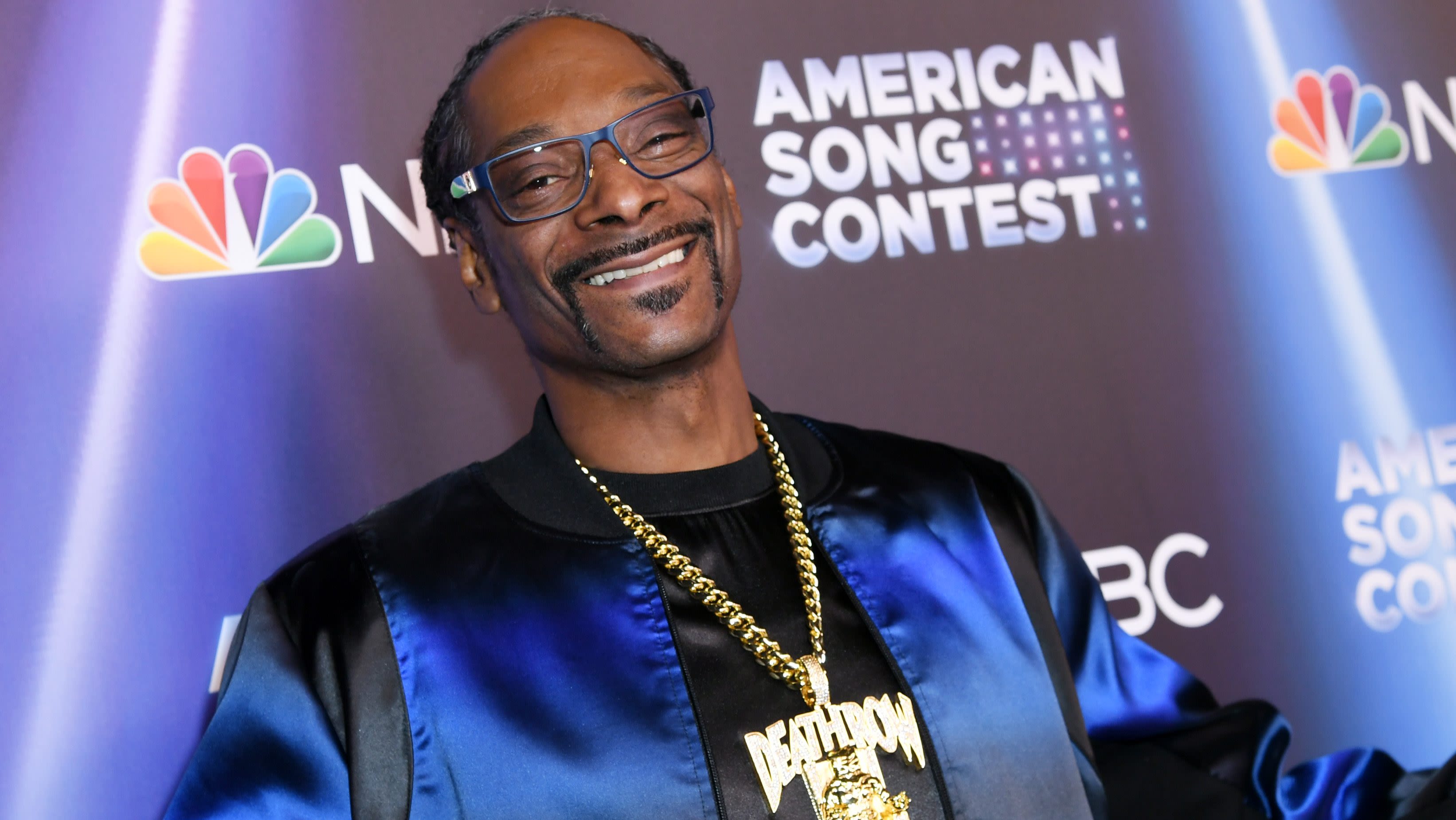 Snoop Dogg Named Greatest Rapper Of All-Time On ‘Family Feud’ Over 2Pac, Biggie, JAY-Z