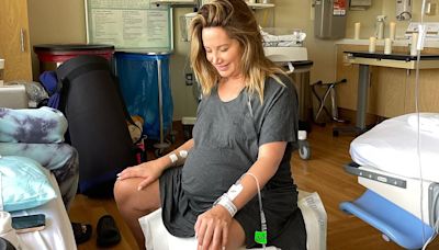 Ashley Tisdale reveals she 'threw up' on herself before giving birth