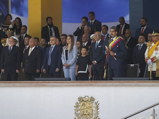 Nicolás Maduro dice que Venezuela está en paz soñando con un "futuro promisor"