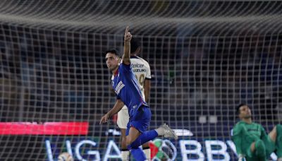 El uruguayo Rivero y el argentino Faravelli le dan triunfo al Cruz Azul sobre los Pumas