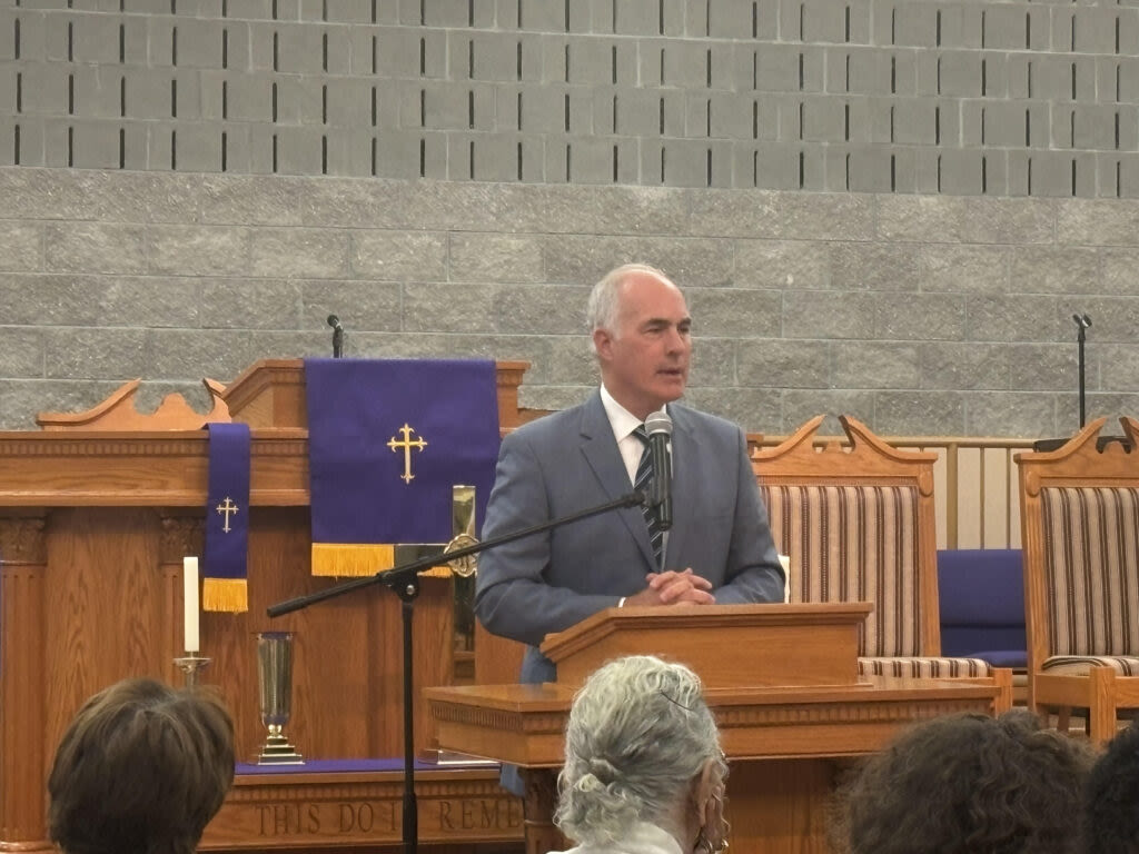 Casey and Booker go to church in Philadelphia