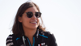 Jamie Chadwick not sure women can cope with ‘extremely physical’ Formula One