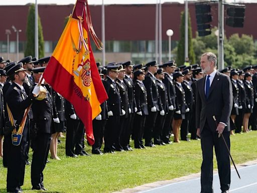 El rey preside en Ávila la jura de más de dos mil nuevos agentes de la Policía Nacional