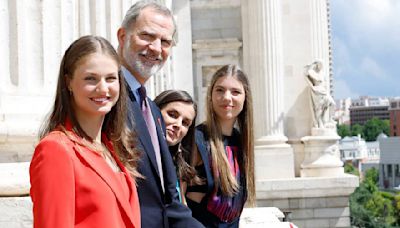 La princesa Leonor sigue las tendencias de maquillaje de su madre y opta por la naturalidad y la sencillez con mucho iluminador