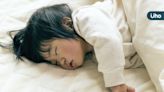 孩子睡覺常翻身、睡相差⋯是睡不好嗎？睡眠專家揭：正進入深度睡眠