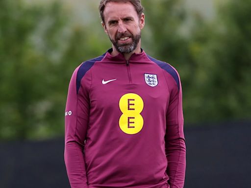 England train in new formation as Gareth Southgate plots major change