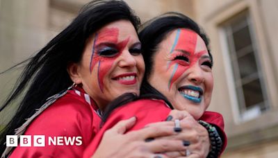 Life on Mersey? David Bowie fans in Liverpool for convention