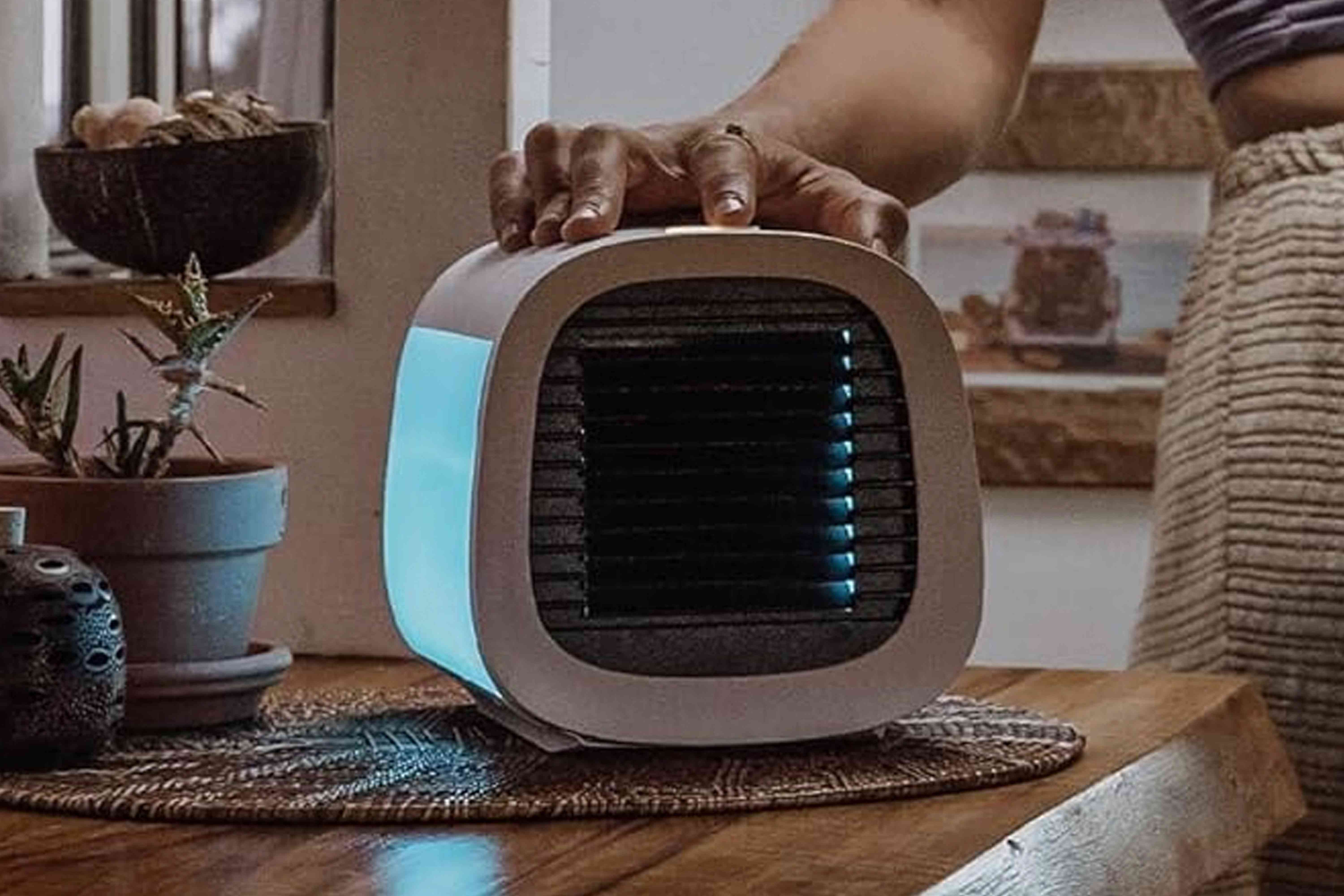 This Portable Air Conditioner Can Cool a ‘Bedroom in Minutes,’ and It's on Sale at Amazon