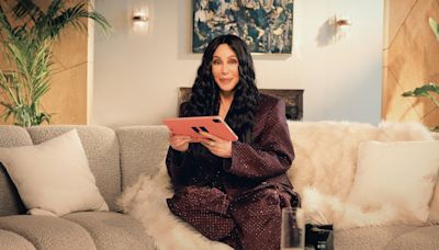 Cher sings I Got You Babe in EastEnders’ Queen Vic to launch streaming service