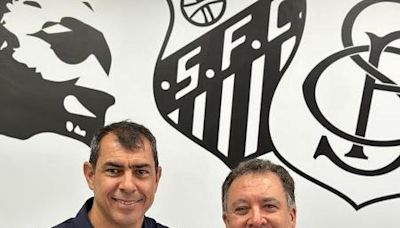 Teixeira quer posição de Carille e diz a Melo que não quer saída do técnico