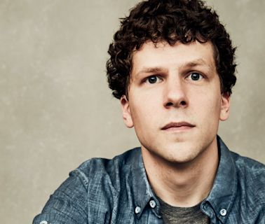 Jesse Eisenberg Applies for Polish Citizenship: ‘I Would Love to Create Better Relationships Between Jews and Polish People’