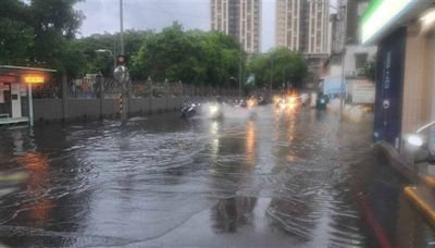 新北午後大雨 板橋僑中二街等地積淹水