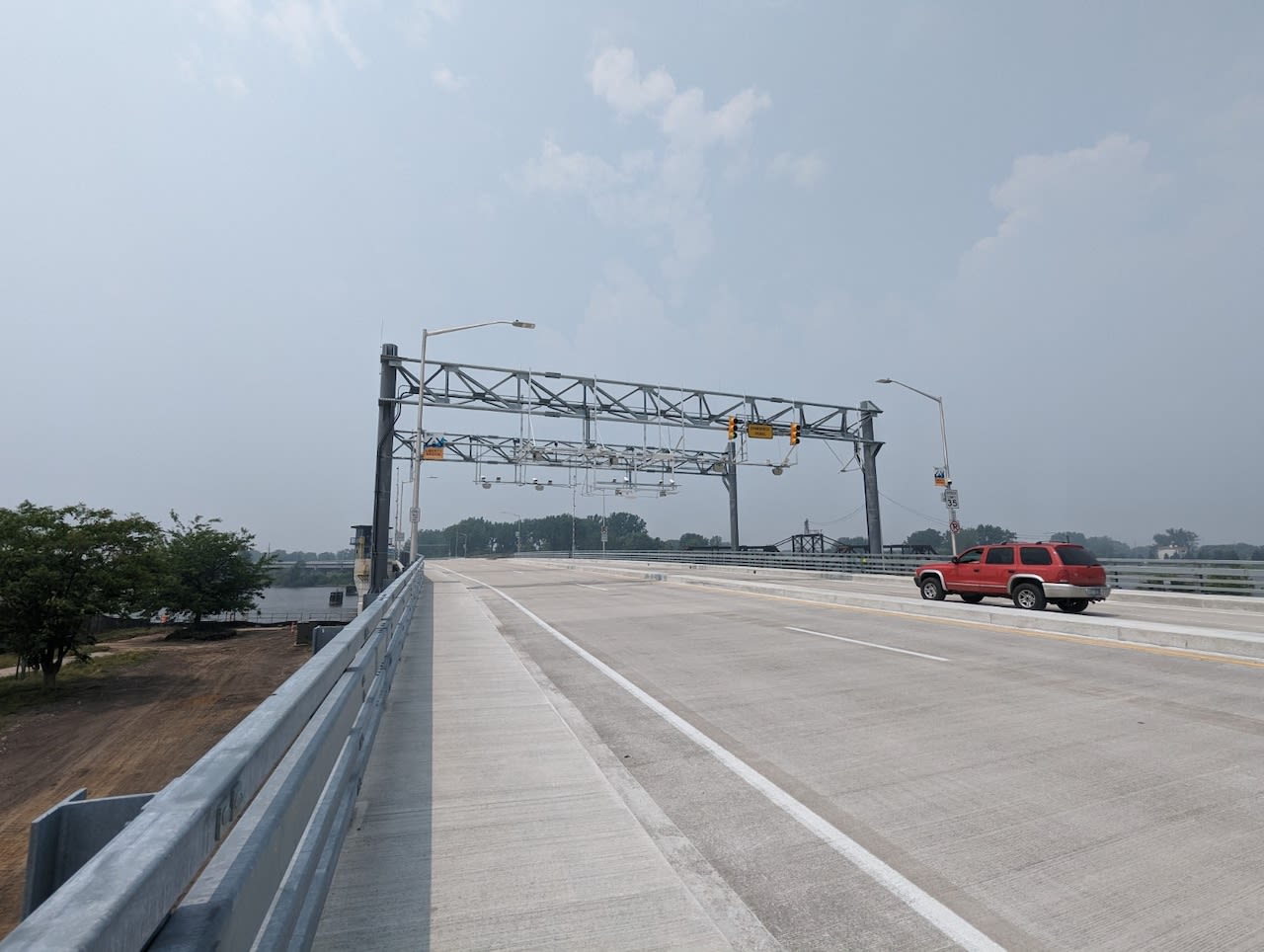 $12 lawsuit filed against Bay City toll bridge operator