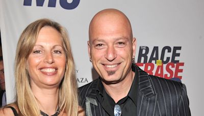 Howie Mandel Says He Found 'Tipsy' Wife Terry Lying In Pool of Blood