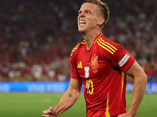 Dani Olmo: "Marcamos todos, lo importante es la victoria y el pase"