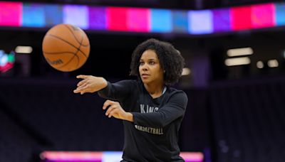 Lakers hiring Lindsey Harding as assistant coach on JJ Redick's staff, per report
