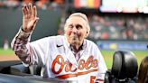 Baseball-Orioles' star third baseman Brooks Robinson dies at 86