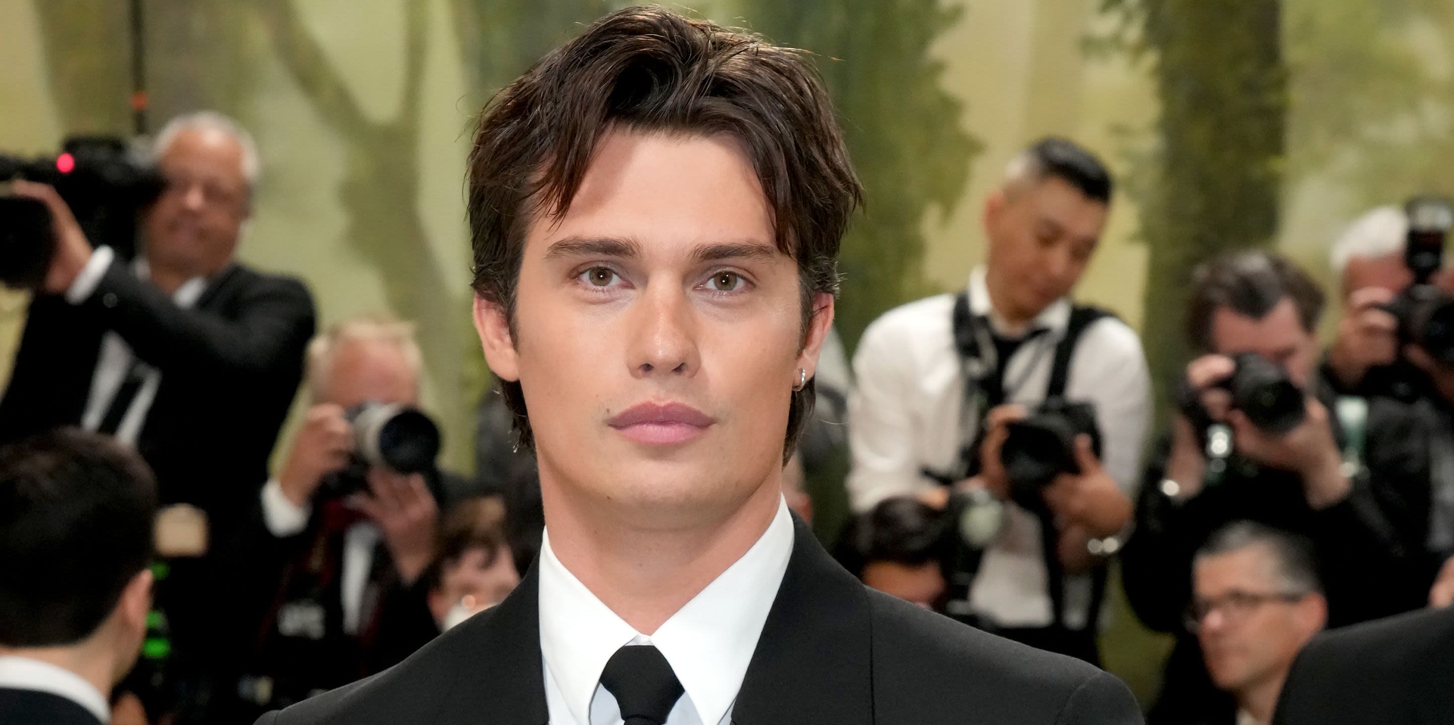 Nicholas Galitzine unveils blonde hair transformation for new role