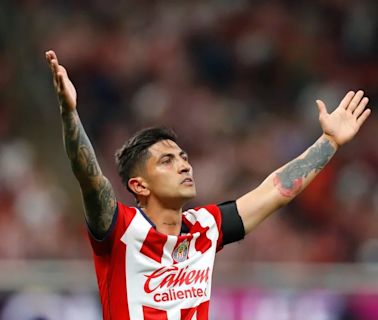 Víctor Guzmán, futbolista de Chivas, denuncia que es víctima de un gran fraude por parte de su expareja