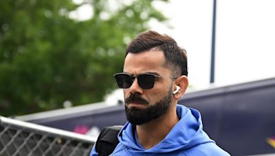 Cometh the Hour, Cometh the Man! Dinesh Karthik Expects Virat Kohli 'Will be All Guns Blazing' for T20 World Cup Super 8 - News18