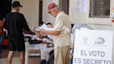 "Hasta para pedir un préstamo en el banco":la alucinante cantidad de cosas para las que se necesita el certificado de votación en Ecuador