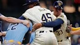 Rays and Brewers get into wild brawl, with Uribe and Siri in the middle of it